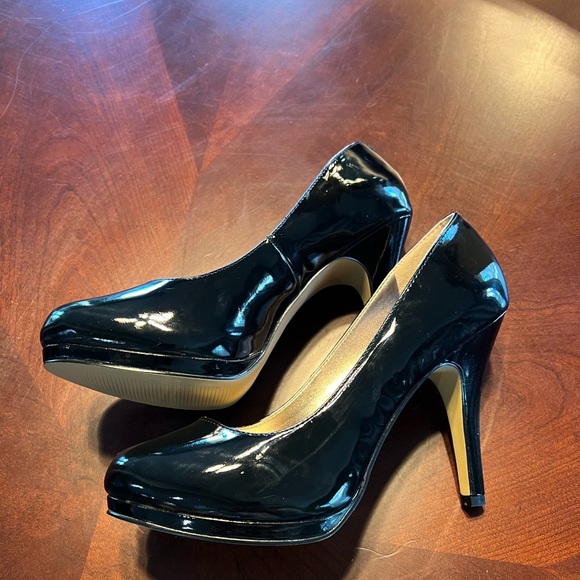 Steve Madden Elaya Heels - Picture 9 of 15
